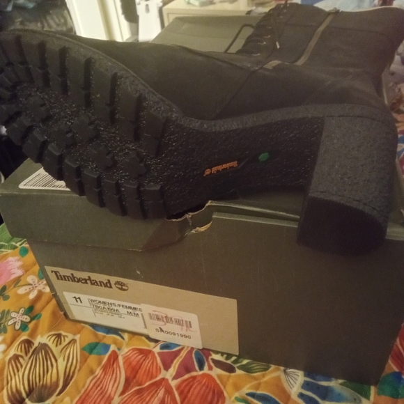 NIB TIMBERLAND HIGH LACE UP LEATHER/SUEDE BOOTS - Picture 5 of 7